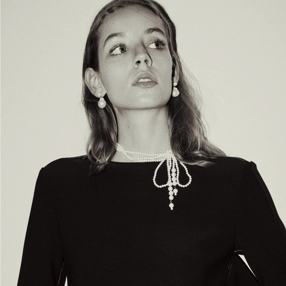 Gemma Alus real baroque pearls clip on earrings - Picture 13 of 14